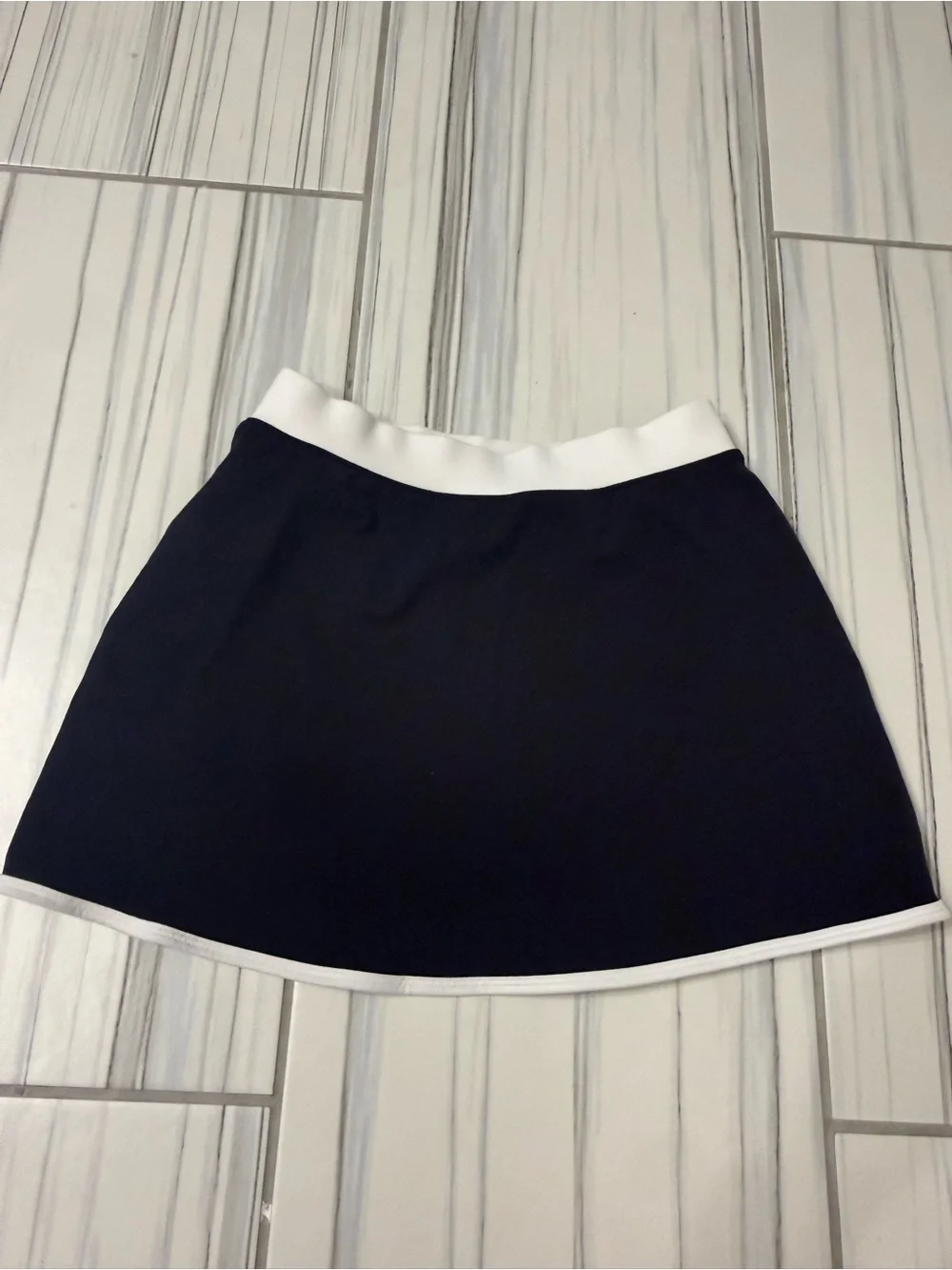 ALO Airbrushed Streamline skirt black/white - size small